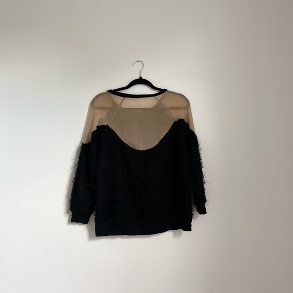 Cute sweater - Picture 2 of 4